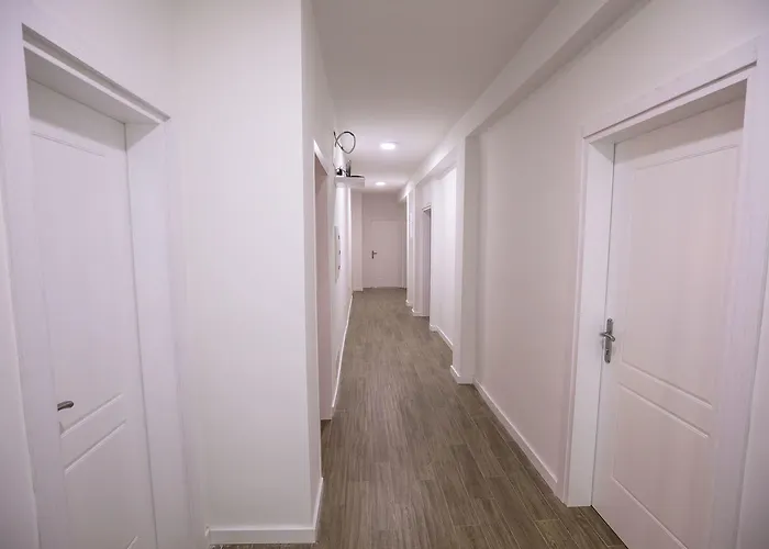 Sidi 2* ティラナ